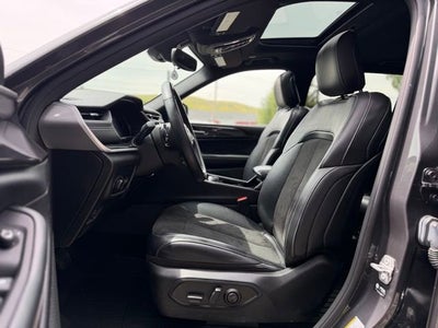 2022 Jeep Grand Cherokee L Altitude
