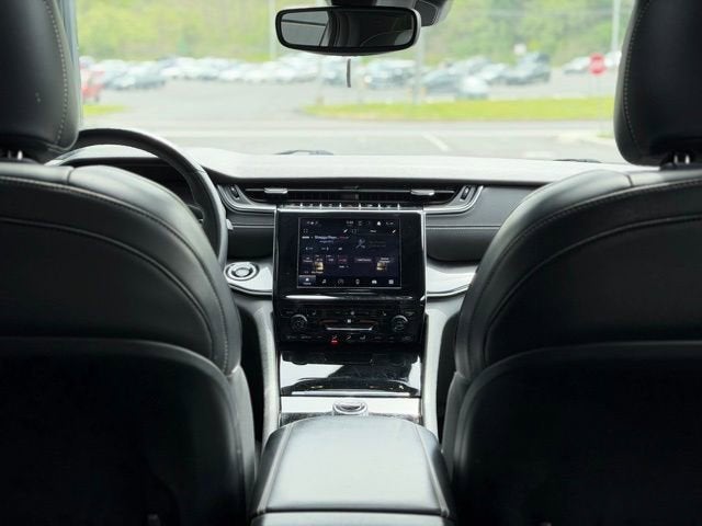 2022 Jeep Grand Cherokee L Altitude
