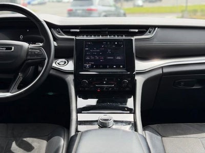 2022 Jeep Grand Cherokee L Altitude