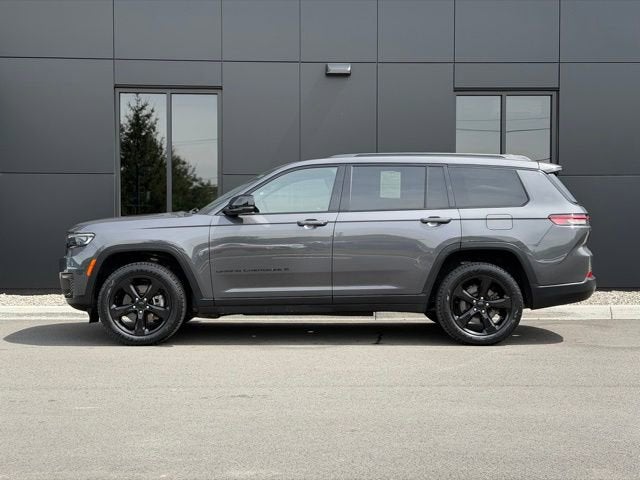 2022 Jeep Grand Cherokee L Altitude