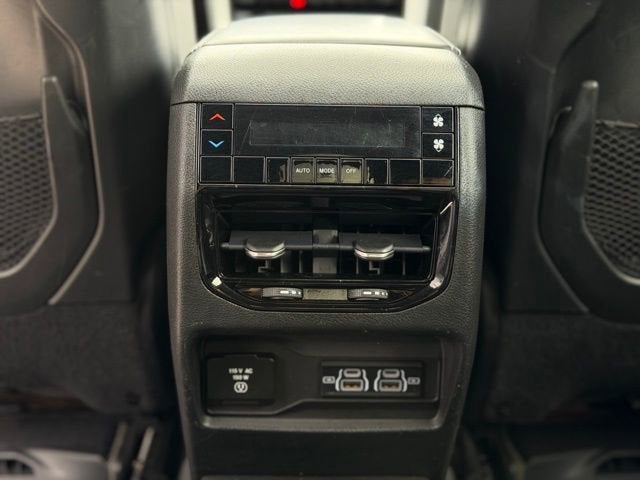 2022 Jeep Grand Cherokee L Altitude
