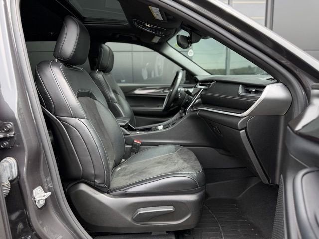 2022 Jeep Grand Cherokee L Altitude