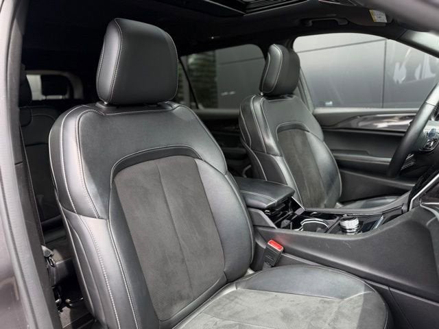 2022 Jeep Grand Cherokee L Altitude