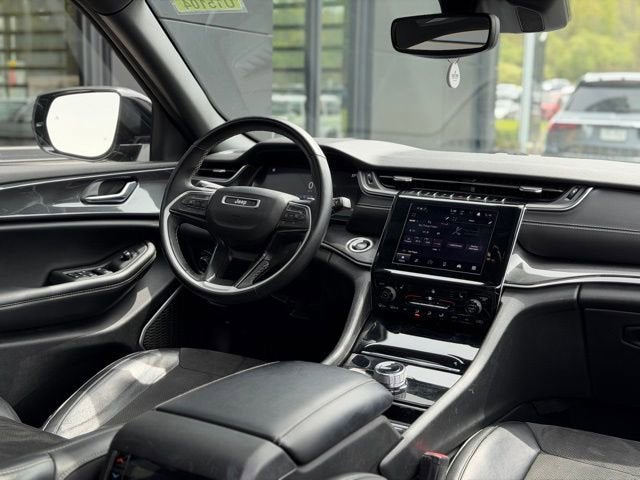 2022 Jeep Grand Cherokee L Altitude