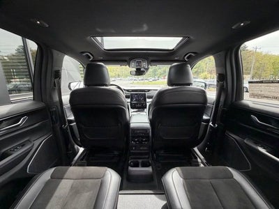 2022 Jeep Grand Cherokee L Altitude
