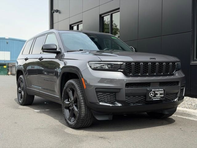 2022 Jeep Grand Cherokee L Altitude