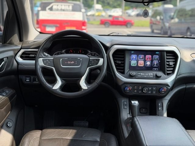 2017 GMC Acadia SLT-1