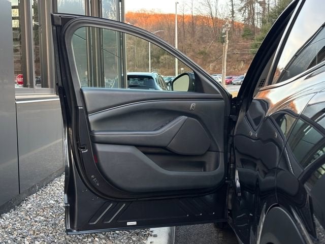 2021 Ford Mustang Mach-E Select