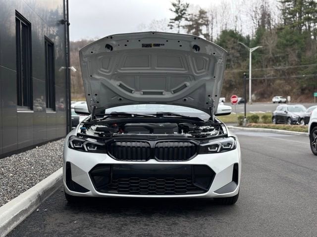 2023 BMW 3 Series 330i xDrive