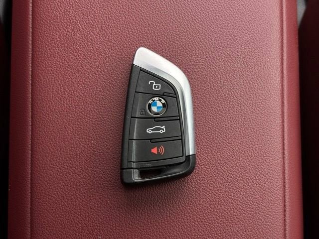 2023 BMW 3 Series 330i xDrive