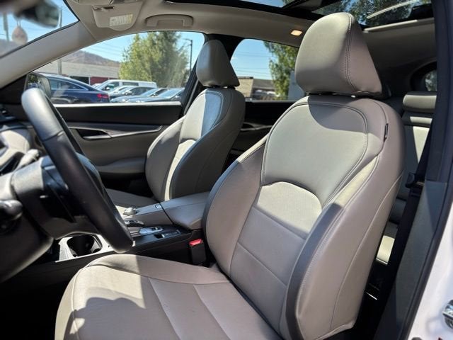 2023 INFINITI QX50 LUXE