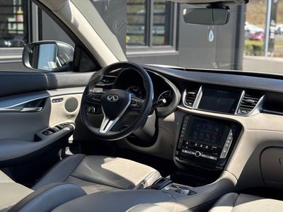 2023 INFINITI QX50 LUXE