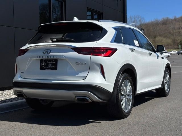 2023 INFINITI QX50 LUXE