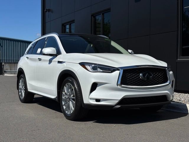 2023 INFINITI QX50 LUXE