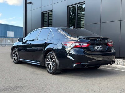 2022 Toyota Camry SE