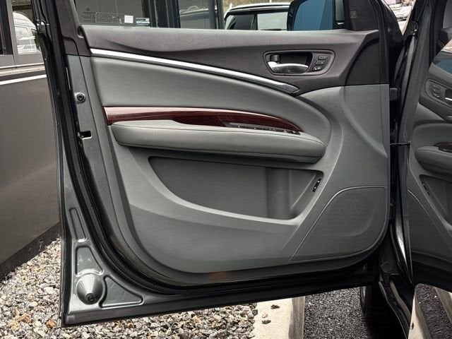 2016 Acura MDX 3.5L SH-AWD w/Technology Package