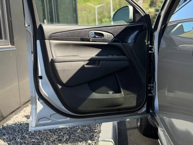2016 Buick Enclave Leather Group