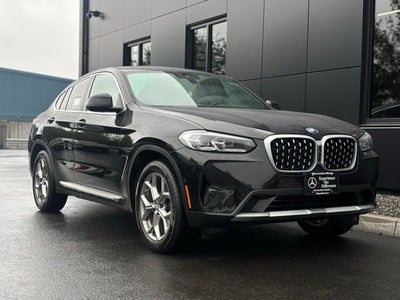 2024 BMW X4 xDrive30i