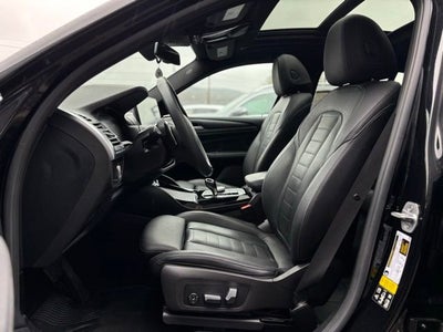 2024 BMW X4 xDrive30i
