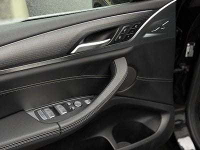 2024 BMW X4 xDrive30i