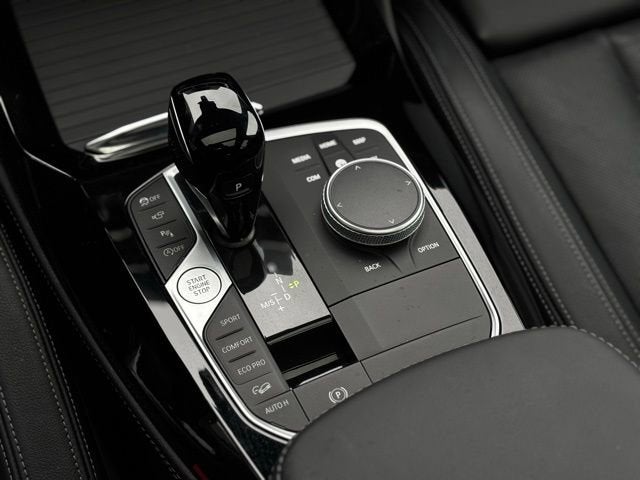 2024 BMW X4 xDrive30i