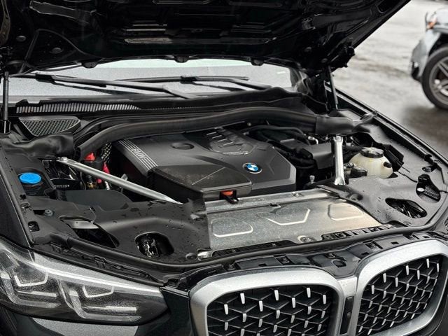 2024 BMW X4 xDrive30i