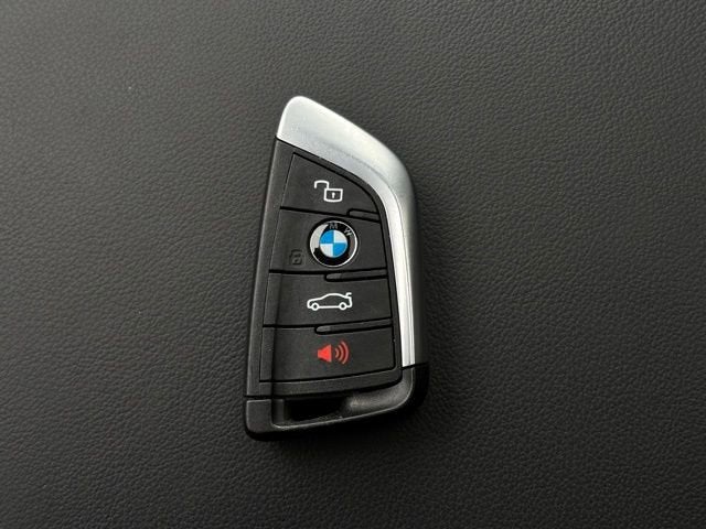 2024 BMW X4 xDrive30i