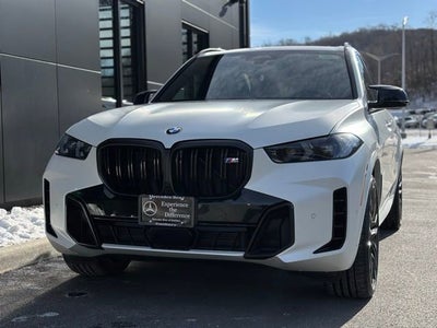 2025 BMW X5 M60i