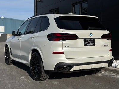 2025 BMW X5 M60i