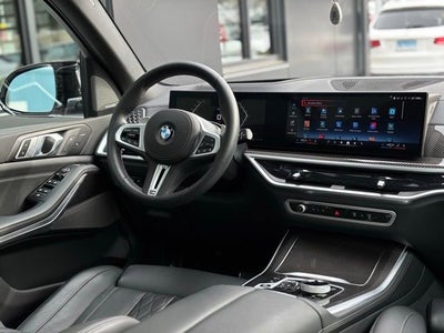 2025 BMW X5 M60i