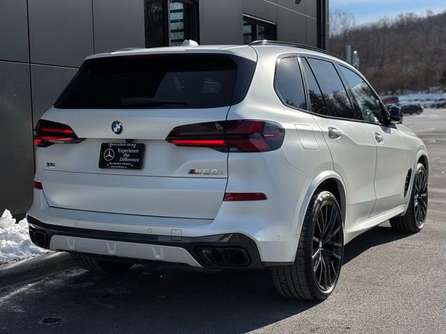 2025 BMW X5 M60i