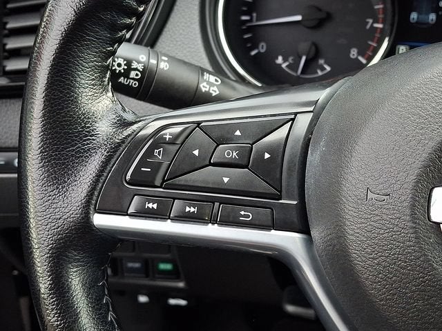2022 Nissan Rogue Sport SV