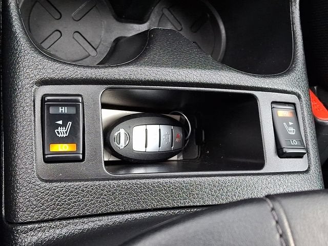2022 Nissan Rogue Sport SV