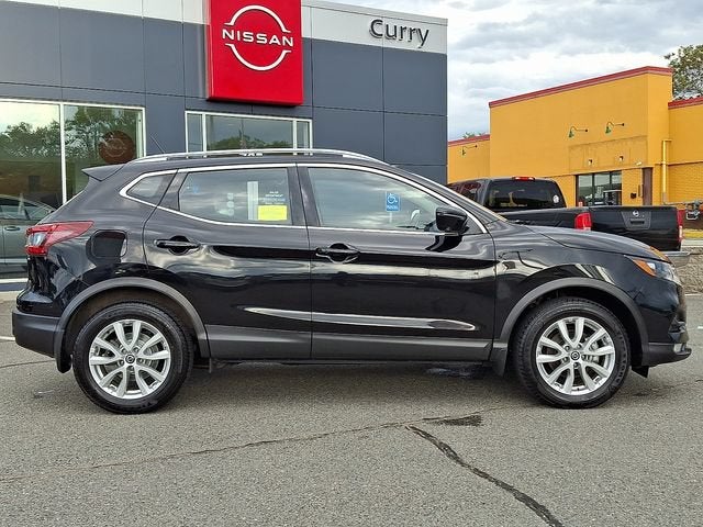 2022 Nissan Rogue Sport SV