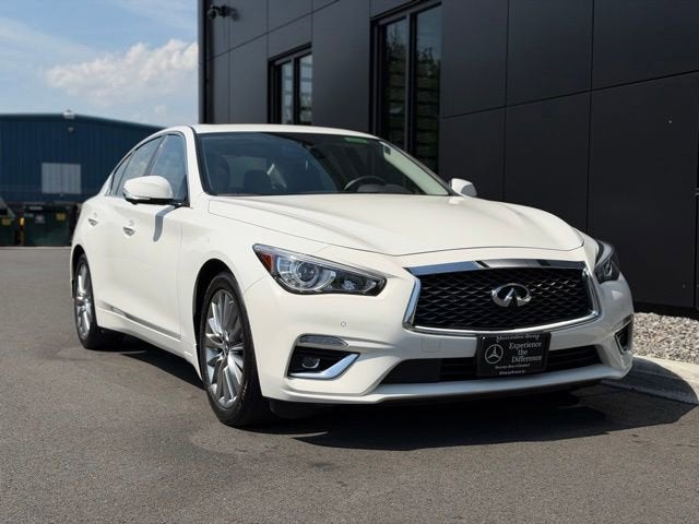 2022 INFINITI Q50 LUXE