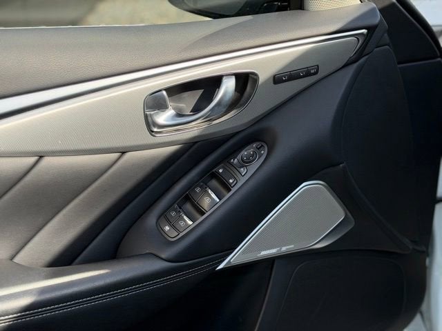 2022 INFINITI Q50 LUXE