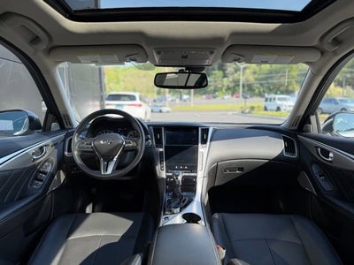 2022 INFINITI Q50 LUXE