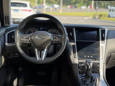 2022 INFINITI Q50 LUXE