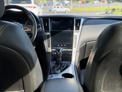 2022 INFINITI Q50 LUXE