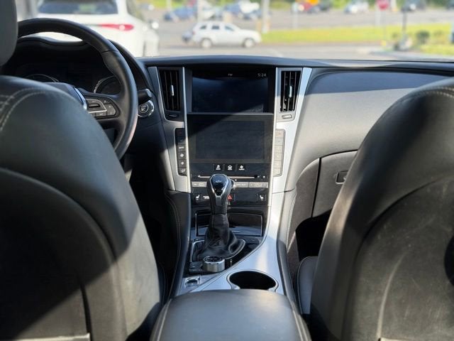 2022 INFINITI Q50 LUXE