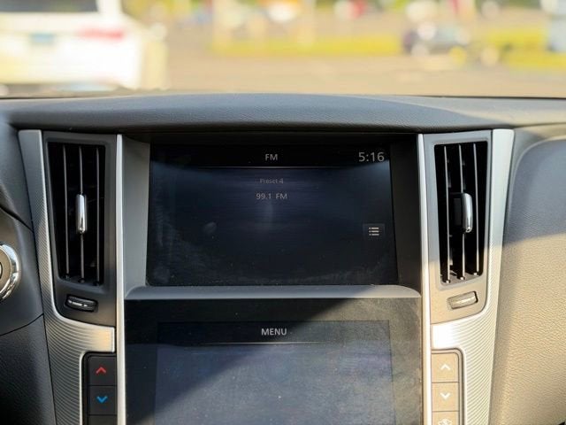 2022 INFINITI Q50 LUXE