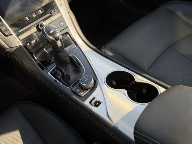 2022 INFINITI Q50 LUXE