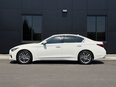 2022 INFINITI Q50 LUXE
