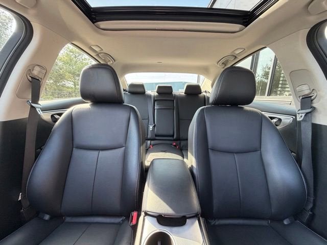 2022 INFINITI Q50 LUXE