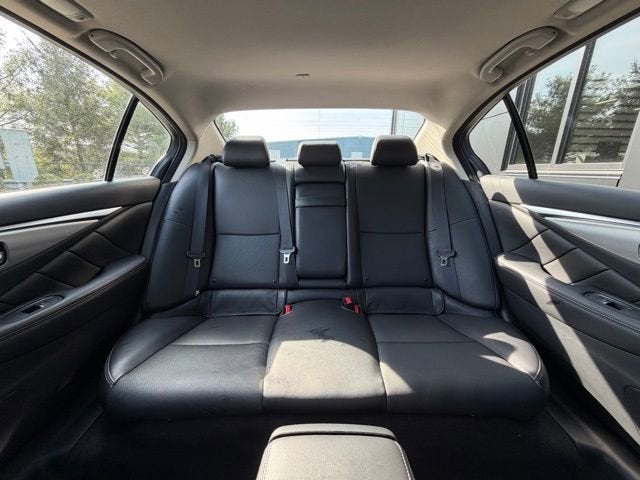2022 INFINITI Q50 LUXE