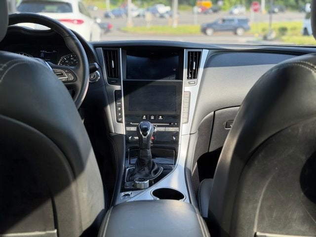 2022 INFINITI Q50 LUXE