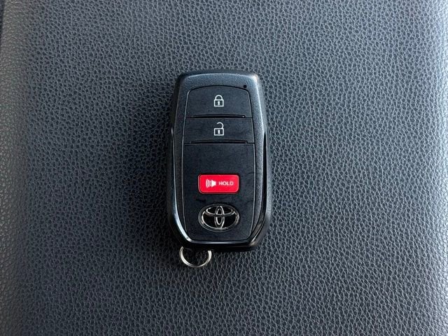 2025 Toyota 4Runner i-FORCE MAX Hybrid TRD Off Road