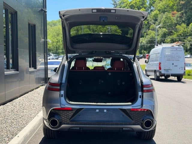 2023 Genesis GV70 2.5T
