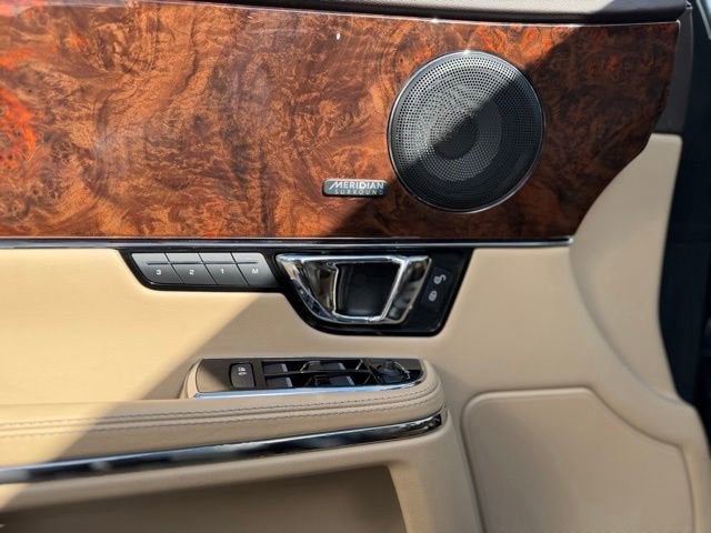 2017 Jaguar XJ R-Sport