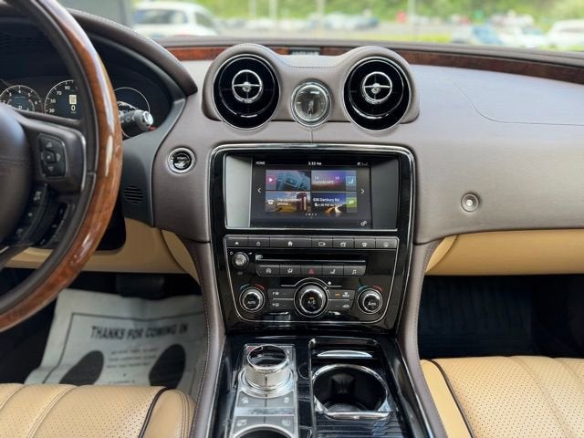2017 Jaguar XJ R-Sport
